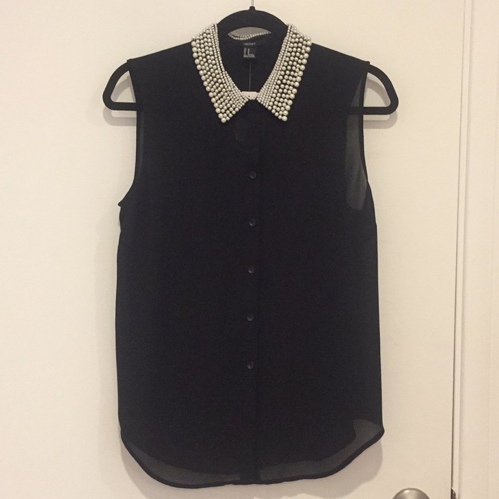 NEW W/ TAG chiffon button up pearl collar shirt